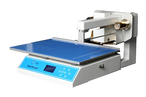 DC-P80自動拼接平板燙金機